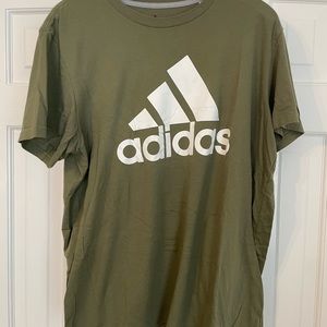 Adidas t shirt men’s XL